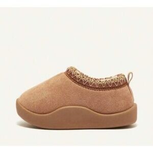 Cozy Pixies Baby Fashion boots‎ slippers Girls Baby 8.5 Fur Lined Planform NEW